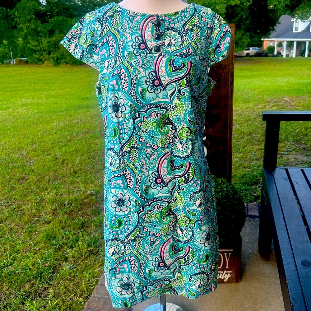LILLY PULITZER Alina Cap Sleeve Shift Dress in In the Conservatory Print